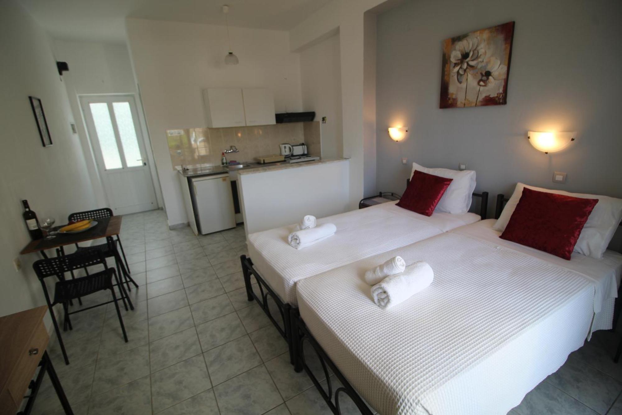 Tony'S Apartments Agios Georgios  Dış mekan fotoğraf