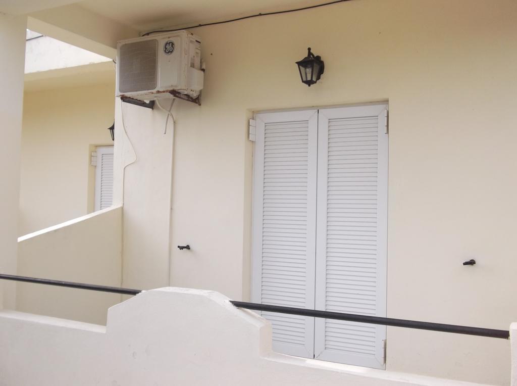 Tony'S Apartments Agios Georgios  Dış mekan fotoğraf